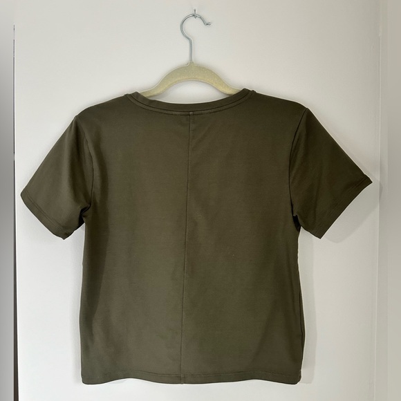 Athleta Essential V-Neck Tee - Picture 2 of 5